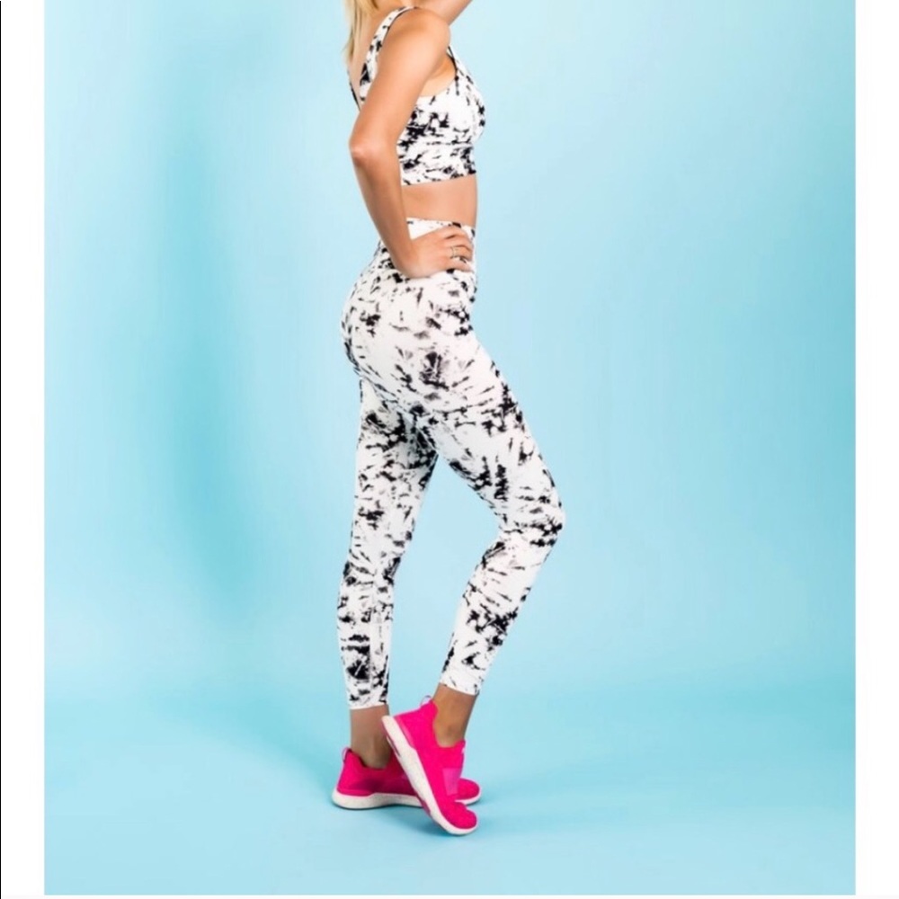 IVL MARBLE LEGGINGS